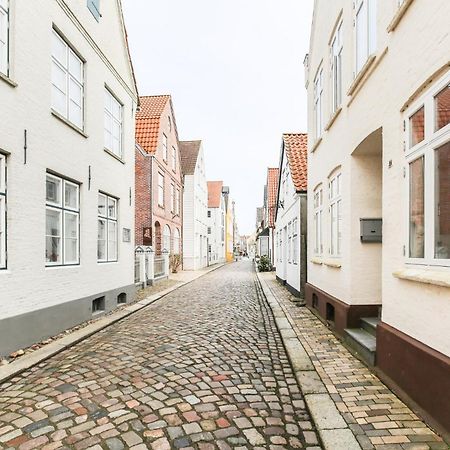 Apartmenthaus Theodor Storm Meeresstrand Husum  Exterior photo